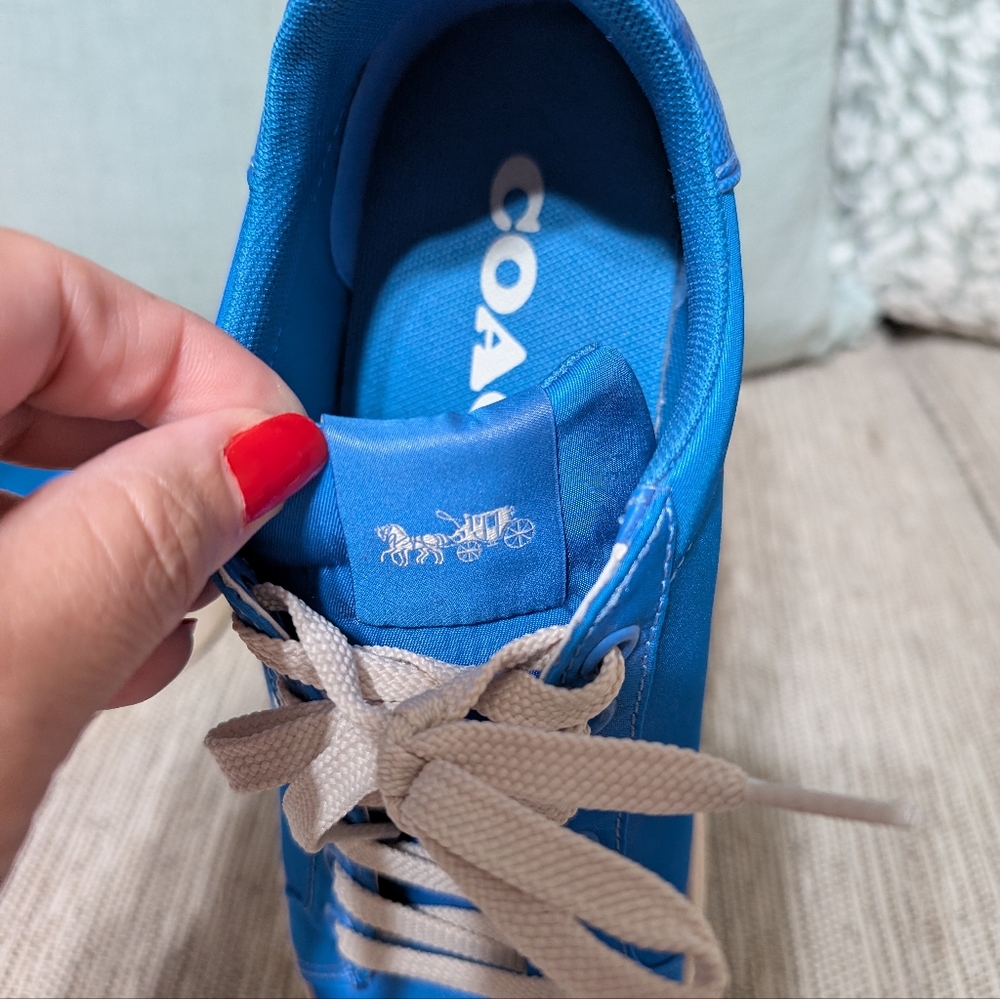 Blue Sneakers with White Laces - Picture 4 of 5